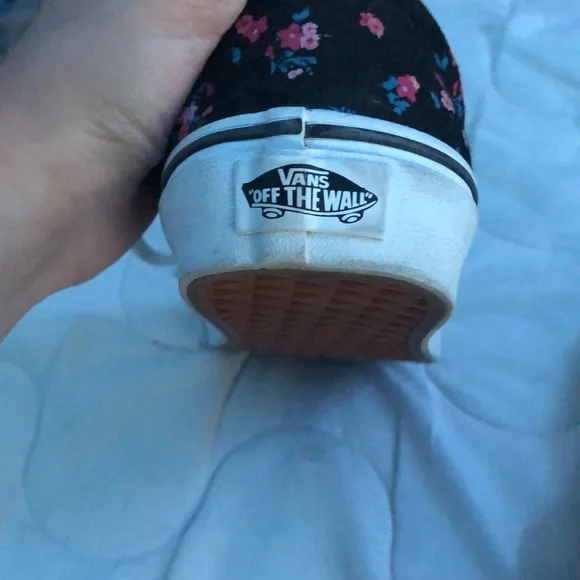 Flower vans - Picture 3 of 5